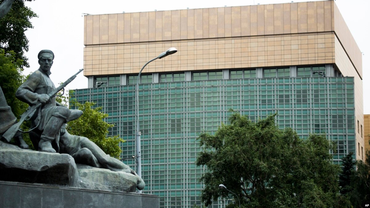 Коверканье русских имен в странах бывшего СССР действительно стало проблемой Коверканье русских имен в странах бывшего СССР действительно стало проблемой