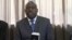 URetired Major General Sibusiso Moyo uthi basebenza kakhulu ukwenzela ukuthi osomabhizimusi. (S. Mhofu/VOA)