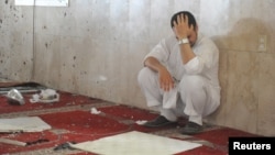 အကြမ်းဖက် တိုက်ခိုက်ခံလိုက်ရတဲ့Shi'ite မူဆလင် ဗလီ။ (မေ ၂၂၊ ၂၀၁၅)