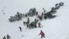 Puluhan Anggota Tim SAR Hilang Akibat Salju Longsor di Turki Timur