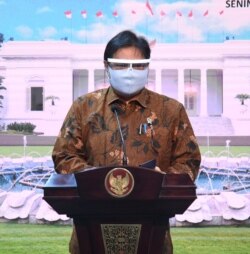 Dalam konferensi pers di Kantor Presiden, Jakarta, Senin (7/9) Menko Perekonomian Airlangga Hartarto Sebut pemerintah akan lanjutkan beberapa stimulus ekonomi di 2021 dalam upaya pemulihan ekonomi nasional (Setpres RI)