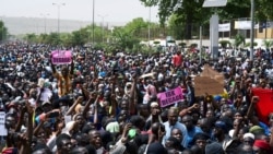 Du matériel de la mission de l'ONU pillé par des manifestants