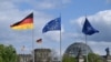 Флаги ФРГ, Евросоюза и НАТО в Берлине. 26 апреля 2024г. 