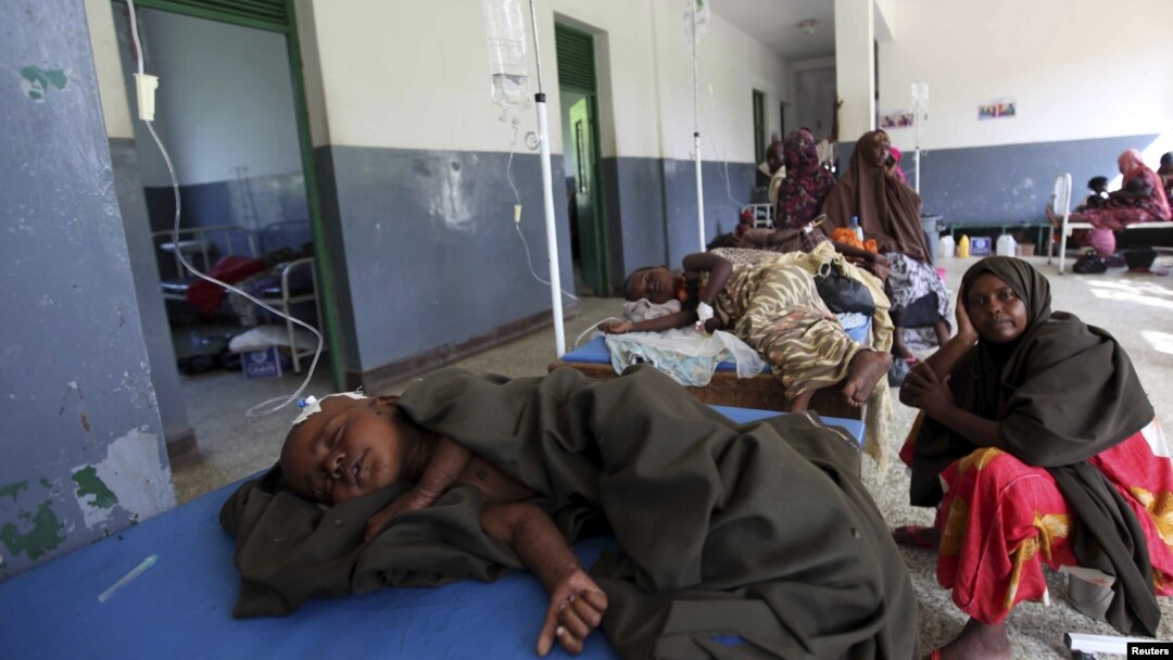 Trẻ em Somalia bị dịch tả trong bệnh viện ở thủ đô Mogadishu