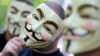 Nhóm hacker Anonymous tuyên chiến với ông Trump