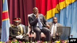 Le président congolais Joseph Kabila lors d'une séance spéciale du Parlement au lendemain de la démission du Premier ministre Augustin Matata, le 15 novembre 2016, à Kinshasa.