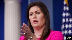 Sara Huckabee Sanders, portavoz de la Casa Blanca.