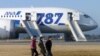 Boeing ngưng giao máy bay 787 Dreamliner