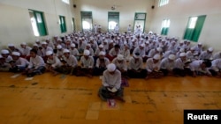 Para pelajar di Pesantren Al-Mukmin di Ngruki, Surakarta, Indonesia (foto: dok).