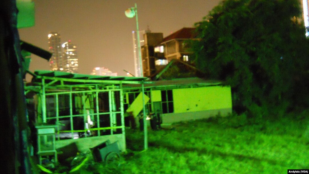 Rumah lokasi ledakan bom rakitan di Tanah Abang, Jakarta, 8 April 2015. (Foto: VOA/Andylala)
