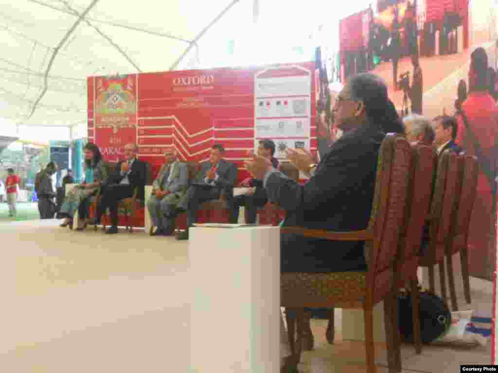 ادبی میلے کی افتتاحی تقریب 