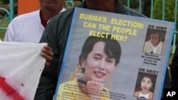 สมาชิกฝ่ายค้านในพม่าเริ่มรณรงค์ให้ปล่อยตัว นาง Aung San Suu Kyi จากการกักบริเวณภายในบ้านพัก