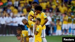 Brasil debió extremar sus recursos para vencer a Chile. Ahora le espera la Colombia de James Rodríguez.