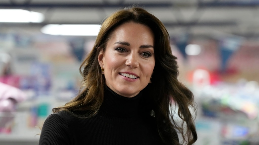 Britain’s Princess Kate Apologizes for ‘Confusion’ over Official Photo