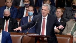 Lider republikanaca Kevin McCarthy obraća se kolegama na sednici o usvajanju zakona o socijalnoj zaštiti, 19. novembra 2021.