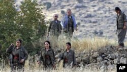 Çekdarên Partîya Karkerên Kurdistanê (PKK) li Çîyayê Qendîl, Kurdistana Îraqê. 