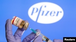 Pfizer ကိုဗစ်ကာကွယ်ဆေး ပုလင်း။ (အောက်တိုဘာ ၃၀၊ ၂၀၂၀)