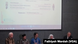 Seminar publik Challenges to Religious Pluralism and Tolerance di Jakarta, Rabu (15/6). (VOA/Fathiyah Wardah)