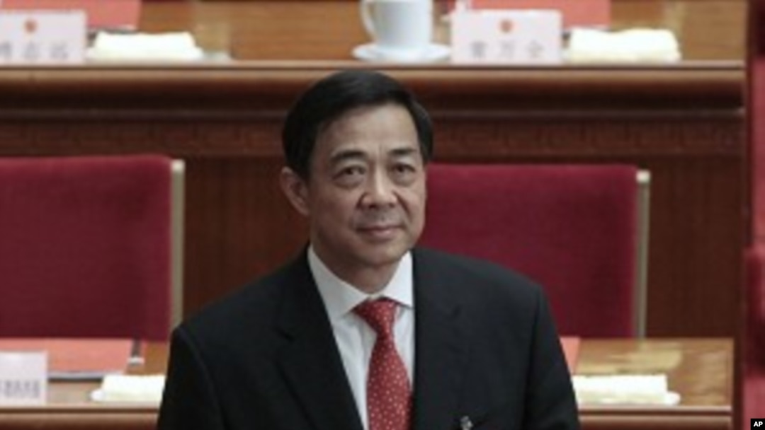 前重庆市委书记薄熙来在人大闭幕式上