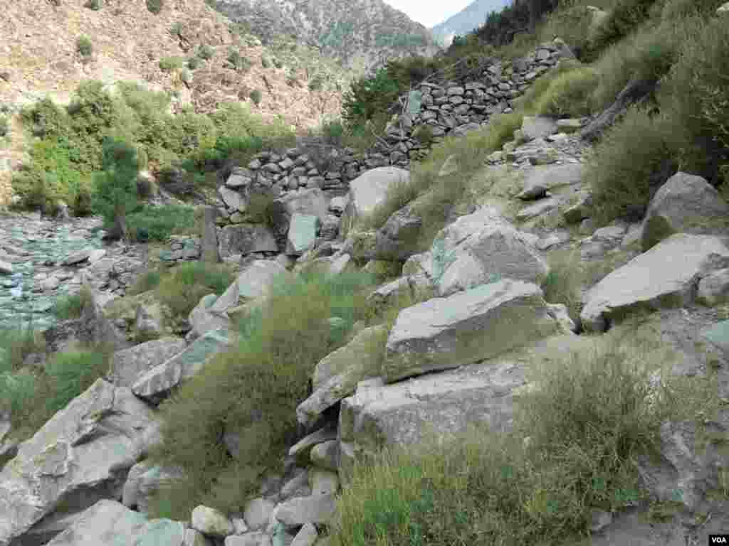 د ارندو کلي مشران وایي د سېمنټو جوړدغه مولی د ډیورنډ کرښه ښایې