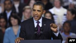 Tổng thống Obama nói về vấn đề việc làm tại một trường trung học trong thành phố Manchester, bang New Hampshire