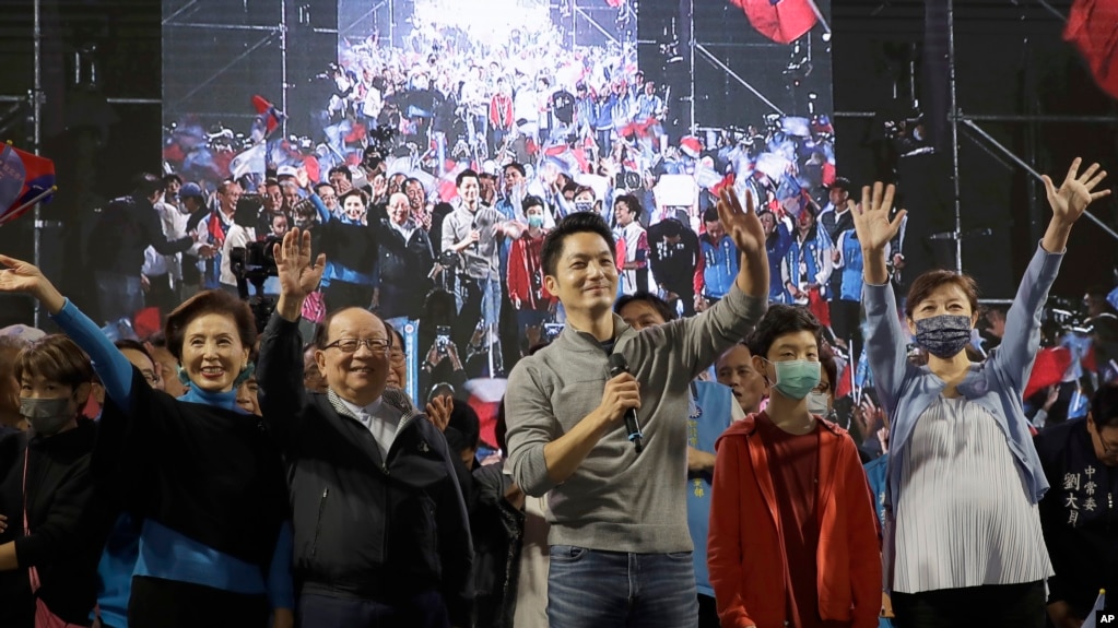 在台湾11月26日举行的九合一选举中，国民党候选人蒋万安赢得台北市长的选举胜利。(photo:VOA)