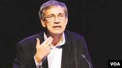 Orhan Pamuk