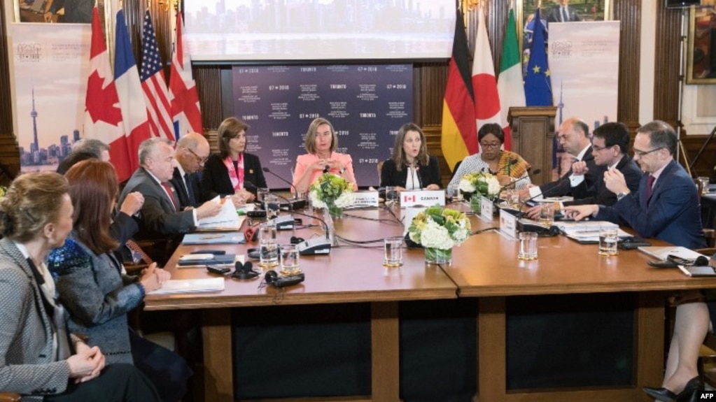 Министры иностранных дел G7, глава МИД Канады Христя Фриланд и глава европейской дипломатии Федерика Могерини проводят переговоры. Торонто, Канада. 22 апреля 2018 г.