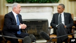 Presiden AS Barack Obama saat menerima PM Israel Benjamin Netanyahu di Gedung Putih (foto: dok). AS menjamin perjanjian nuklir Iran bukan ancaman bagi Israel. 