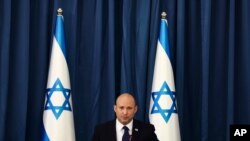 نفتالی بنت، نخست وزیر اسرائیل در دیدار با کابینه
