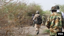 Sojojin Najeriya a cikin wani wurin da hukumomi suka ce a baya, babban sansani ne na 'yan Boko Haram a kusa da Konduga a Jihar Borno