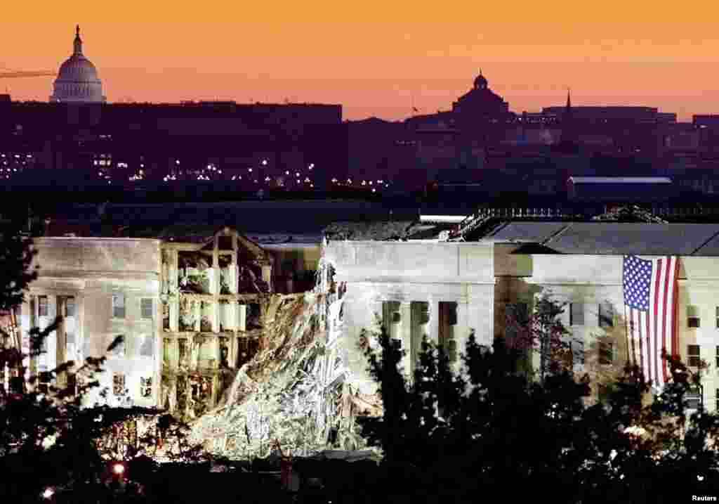 La partie endommagée du bâtiment du Pentagon, où un avion commercial avait été détourné le 11 septembre 2001.