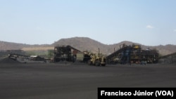 Extracção de carvão em Moatize, Tete, Moçambique