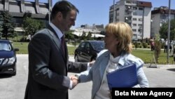Ministar pravde Kosova Hajredin Kući sa ministarkom pravde Švedske Beatris Ask.
