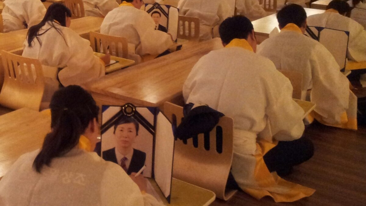 임종체험 - 죽음을 준비하는 사람들