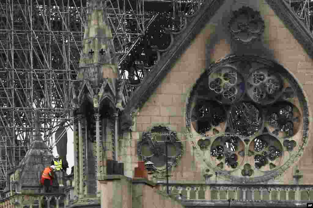 France Notre Dame Fire