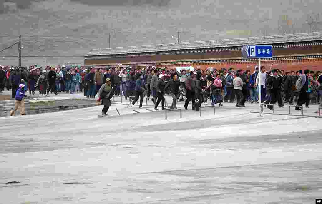 夏河县藏中“4•24“抗议事件