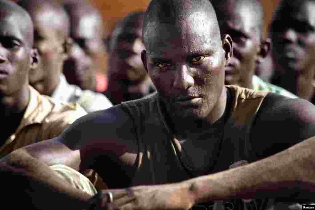 A man attends a training at the FLN movement (North Liberation Forces) camp in Sevare September 24, 2012. 