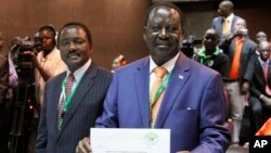 Raila Odinga candidato presidencial do Partido Democrático Laranja 