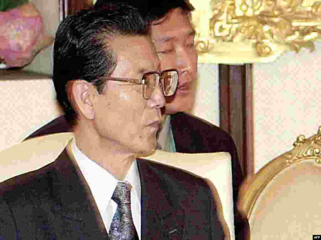 Choe Thae Bok ,Trưởng ban Quan hệ Quốc tế của đảng Lao Động.