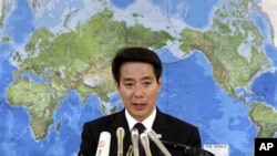Japanese Foreign Minister Seiji Maehara speaks during a press conference to announce his resignation from the post at Foreign Ministry in Tokyo, March 6, 2011