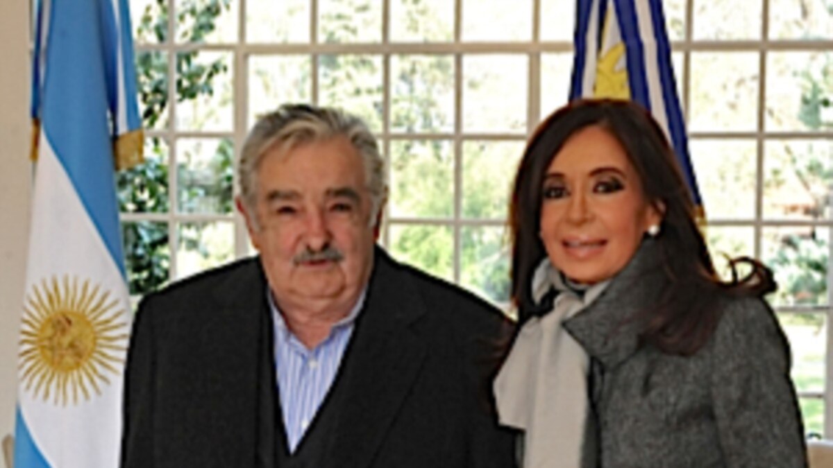 Acuerdo Entre Mujica Y Fernández