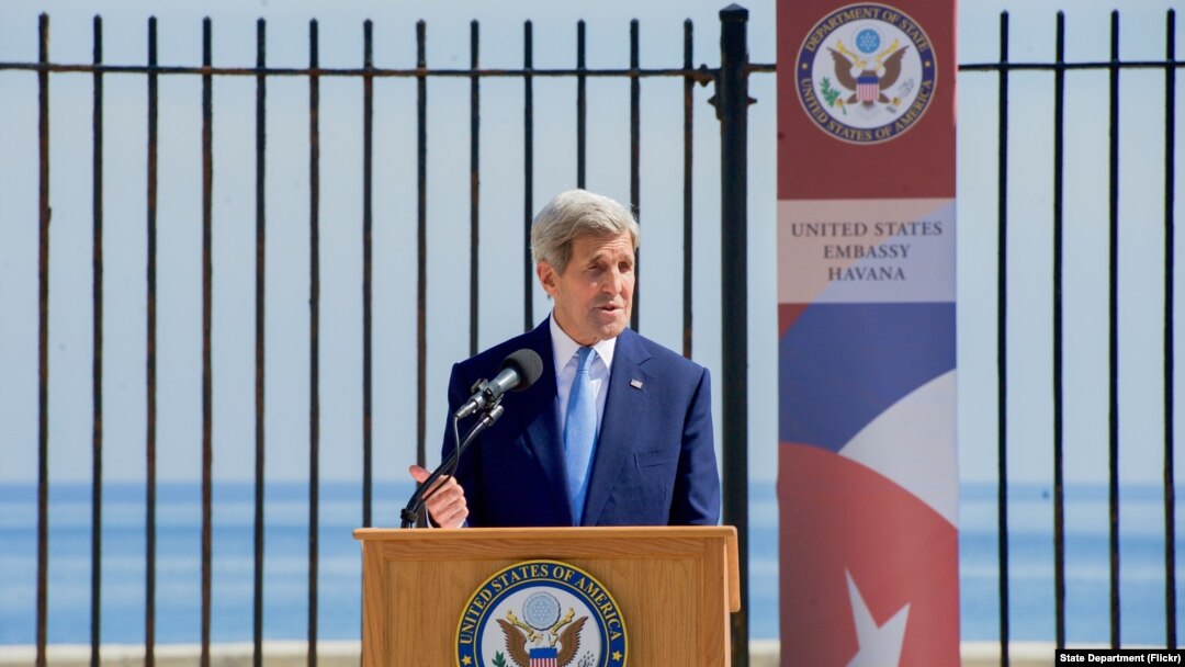 Onam va opa bilan jinsiy aloqa porno video