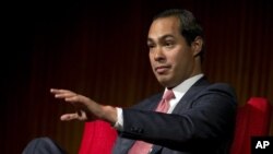 Castro, de origen mexicano, ha sido citado en reiteradas ocasiones como potencial candidato demócrata a la vicepresidencia en 2016.