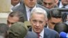 Analistas: Arresto domiciliario del expresidente Uribe agudizará la polarización política