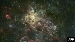 Chòm sao Tarantula Nebula là một khối mây khí và bụi rộng lớn