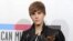 Ca sĩ trẻ Justin Bieber giành 4 giải thưởng âm nhạc Mỹ