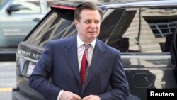 Paul Manafort fue sentenciado en marzo a más de siete años de prisión federal por cargos presentados por el fiscal especial Robert Mueller en la investigación sobre la injerencia de Rusia en las elecciones. 