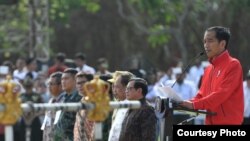 Presiden Joko Widodo dalam acara deklarasi anti radikalisme terorisme dari pimpinan perguruan tinggi se Indonesia di Nusa Dua Bali, Selasa, 26 September 2017. (Foto: Biro Pers Kepresidenan RI).