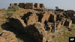 UNESCO ရဲ့ ကမ္ဘာ့ယဉ်ကျေးမှု အမွေအနှစ်စာရင်းဝင် ရှေးဟောင်း ဗုဒ္ဓဘာသာ ထွန်းကားရာ အထင်ကရနေရာတခုဖြစ်တဲ့ Takht-i-Bahi (မှတ်တမ်းဓါတ်ပုံ- ၂၀၁၅ အောက်တိုဘာလ ၃၀ ရက်နေ့ )